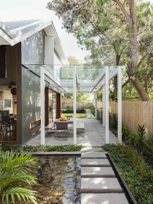 pemasangan Kanopi Kaca Teras